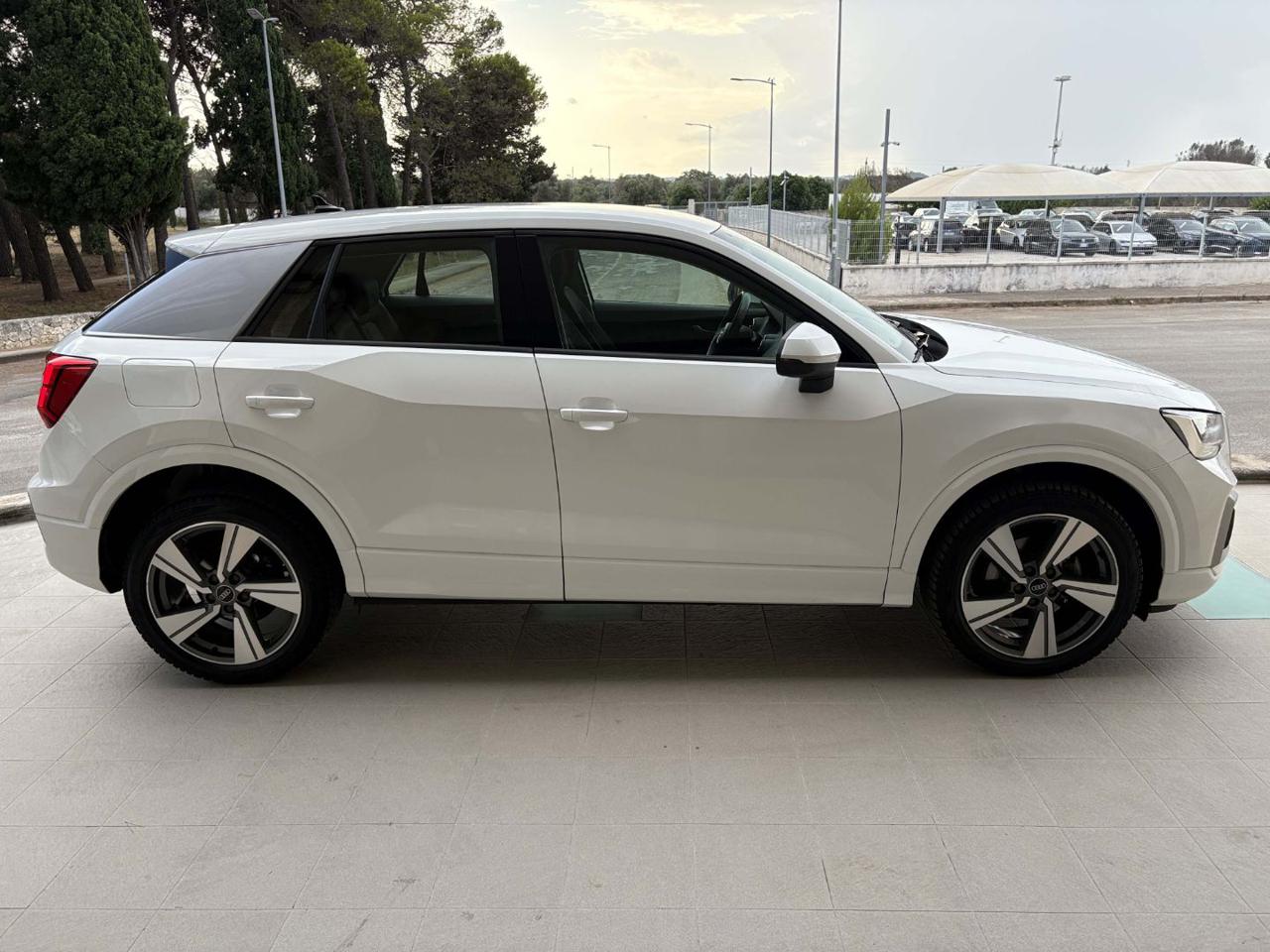 AUDI Q2 30 TDI S tronic Admired Advanced - 4