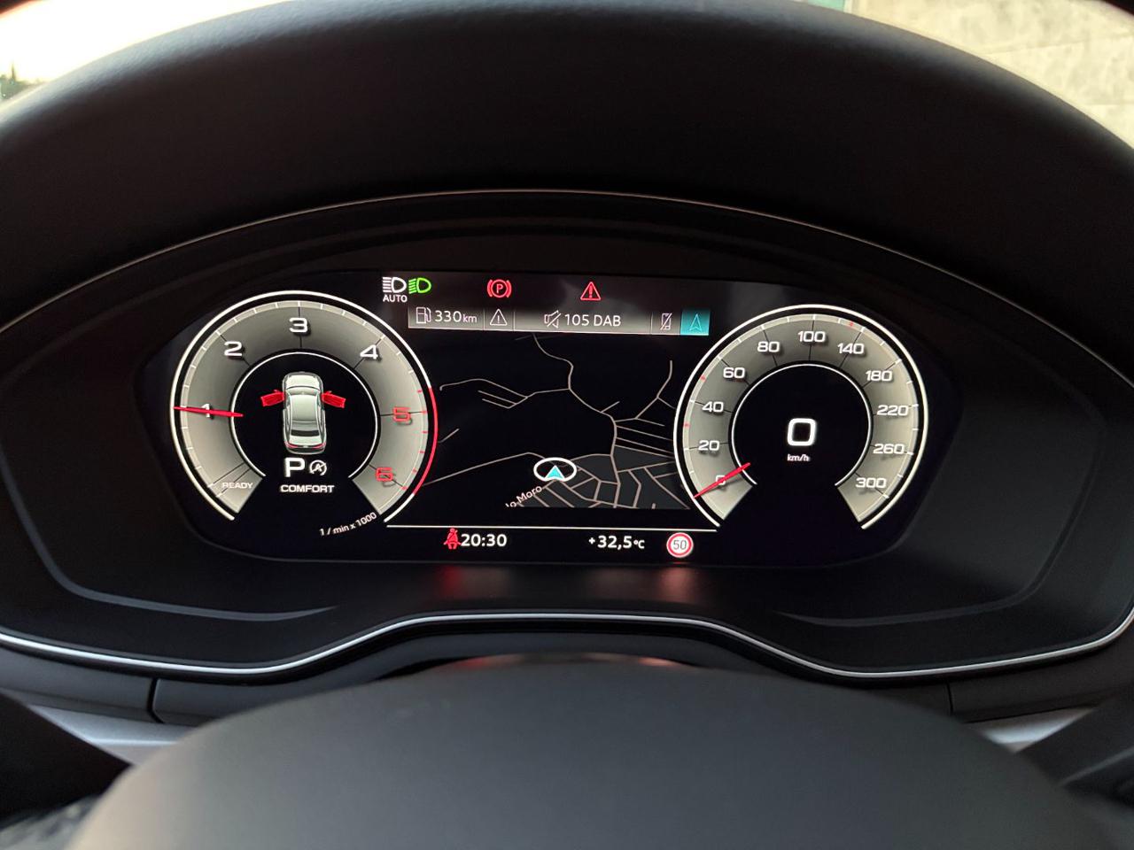 AUDI A4 35 TDI/163 CV S tronic S line edition TOTAL BLACK - 30