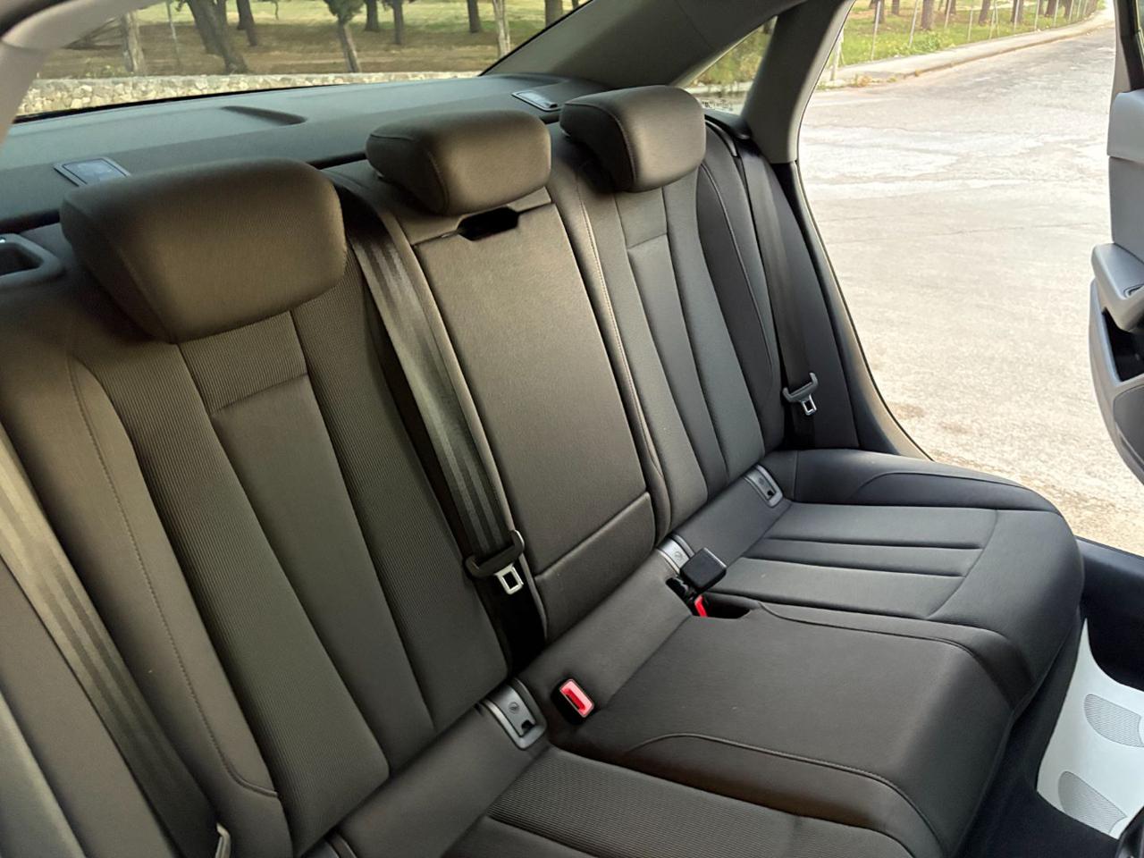 AUDI A4 35 TDI/163 CV S tronic S line edition TOTAL BLACK - 21