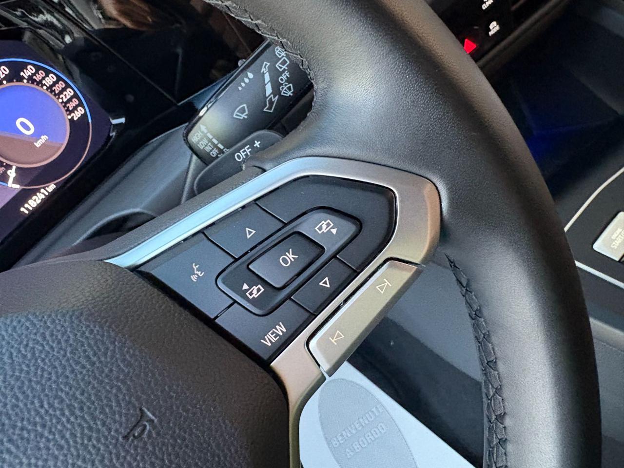 VOLKSWAGEN Golf 2.0 TDI DSG SCR Life COCKPIT-LUCI AMBIENTE - 21