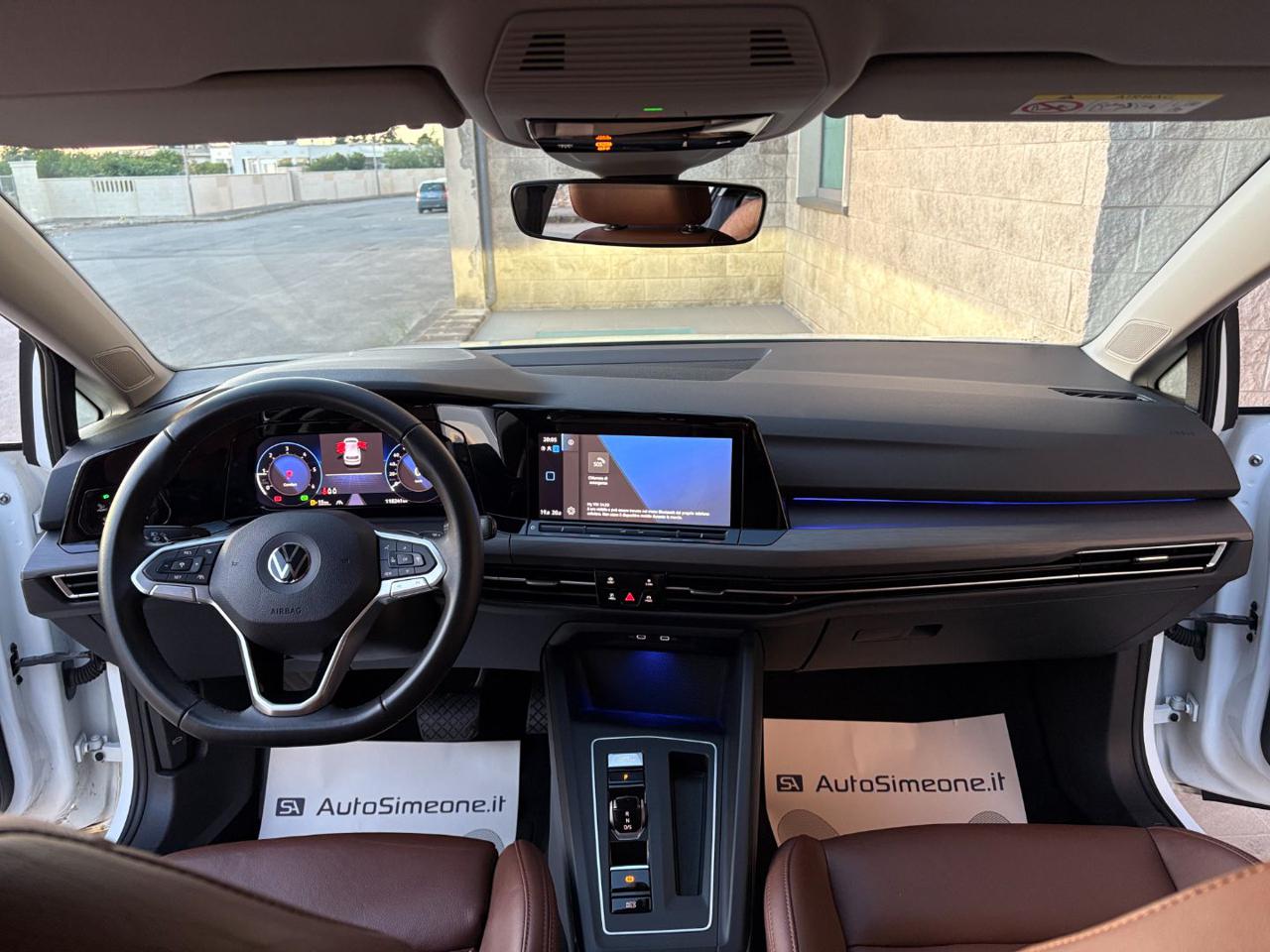 VOLKSWAGEN Golf 2.0 TDI DSG SCR Life COCKPIT-LUCI AMBIENTE - 13