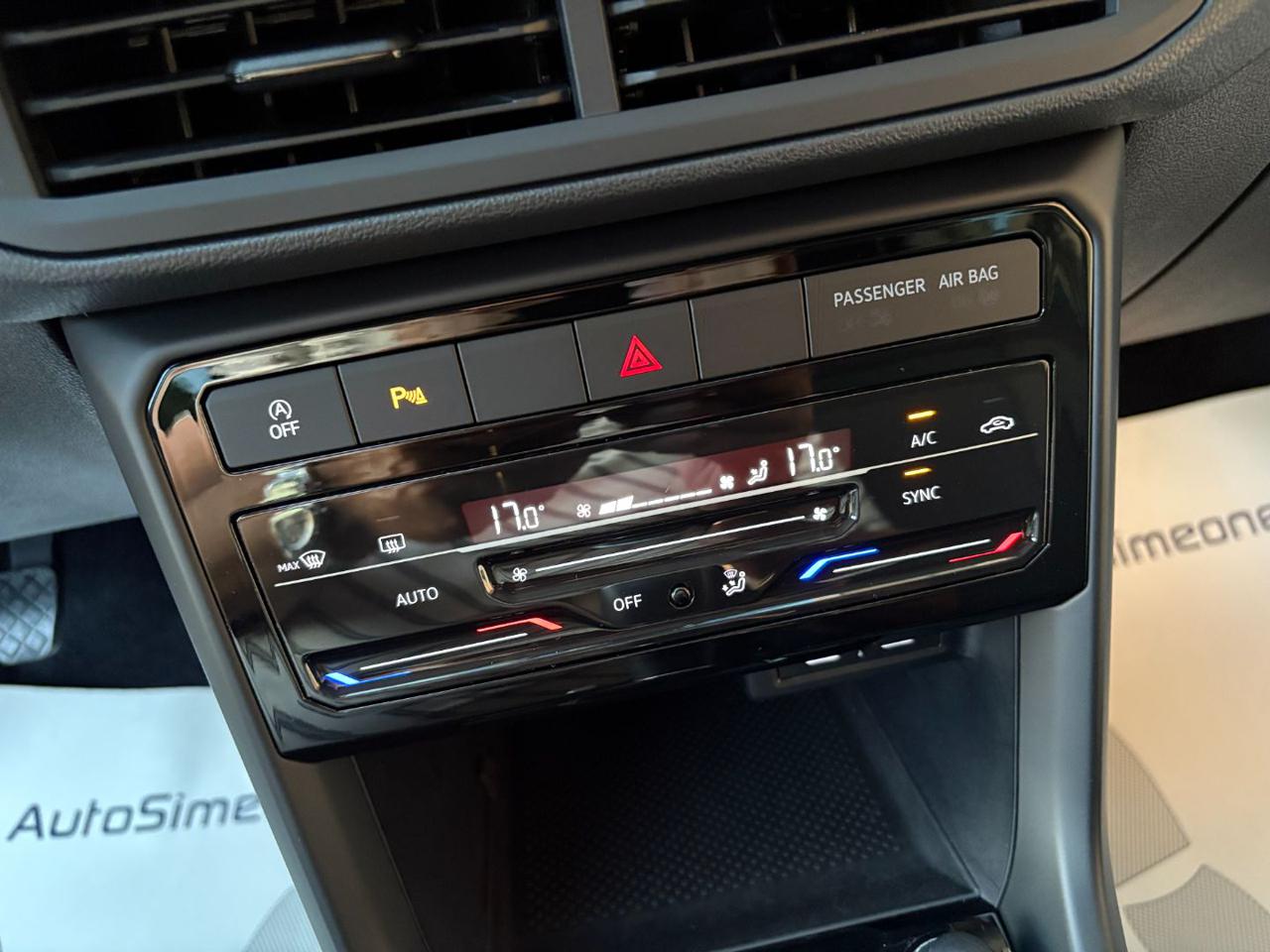 VOLKSWAGEN T-Cross 1.0 TSI R-LINE BMT CARPLAY-VETRI OSCURATI - 25