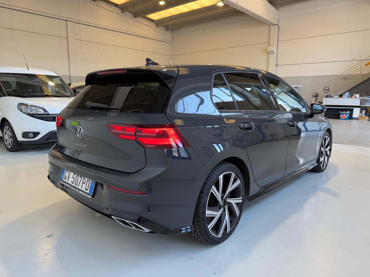 VOLKSWAGEN Golf 2.0 TDI 150 CV DSG SCR R-Line - 5