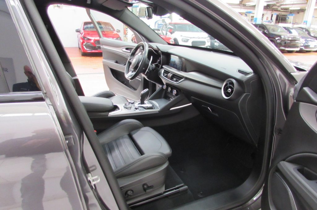 ALFA ROMEO Stelvio 2.2 Turbodiesel 210 CV AT8 Q4 Veloce km.38.750 - 17