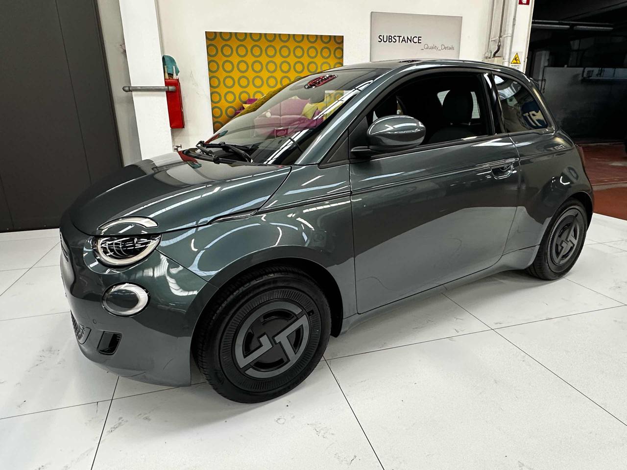 FIAT 500e Berlina 42 kWh Giorgio Armani - 2