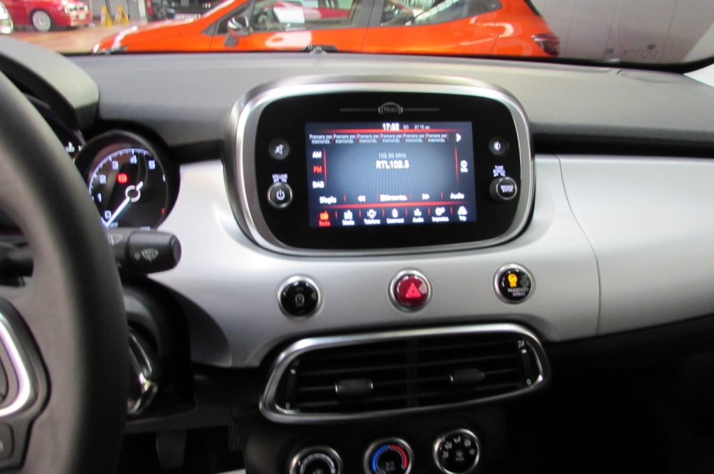 FIAT 500X 1.0 T3 120 CV CONNECT - 10