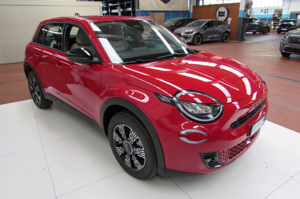 FIAT 600 Hybrid 110 CV DCT MHEV Icon KM ZERO - 3