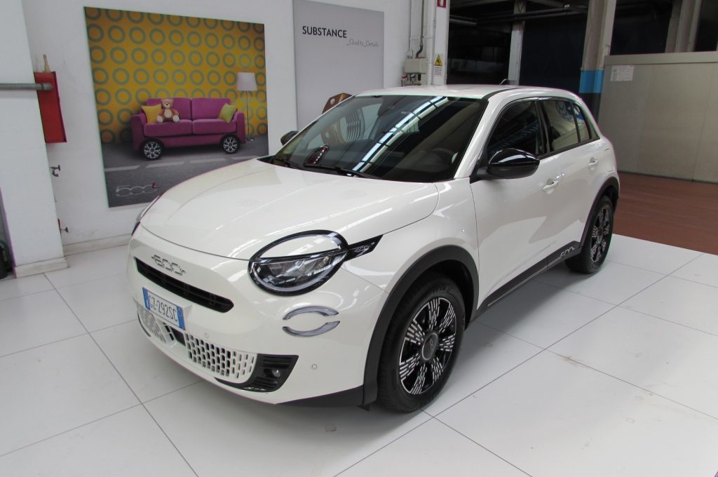 FIAT 600 Hybrid 145 CV DCT MHEV - 2