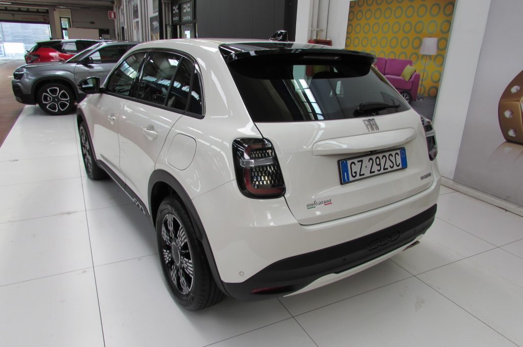 FIAT 600 Hybrid 145 CV DCT MHEV - 4