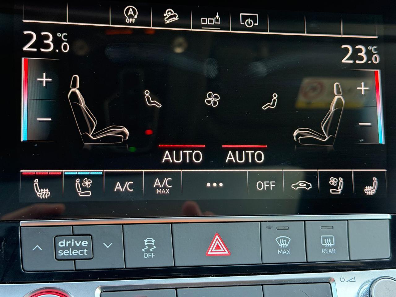 AUDI SQ8 TDI quattro tiptronic - 25