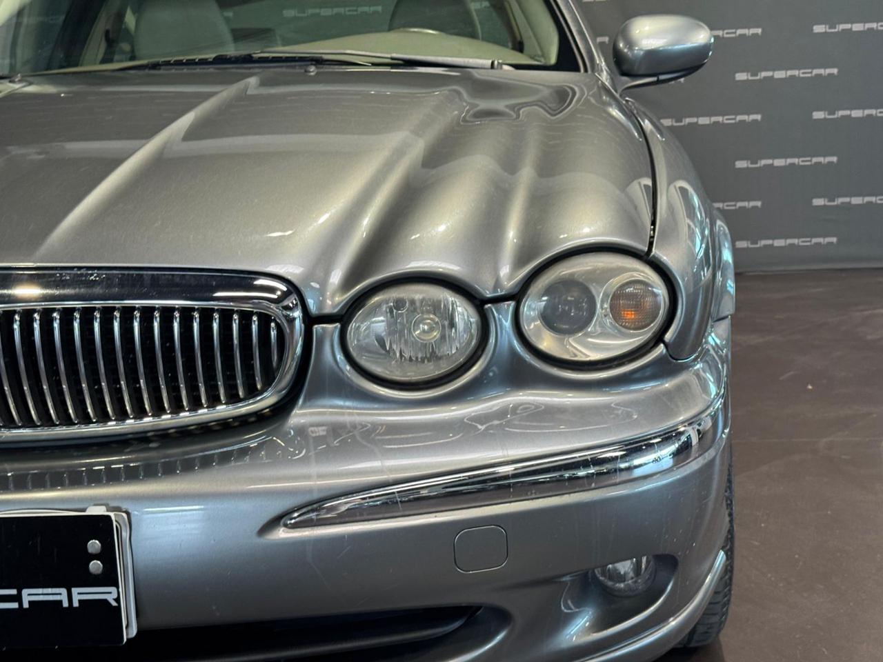 JAGUAR X-Type 2.5 V6 24V cat Executive - 7
