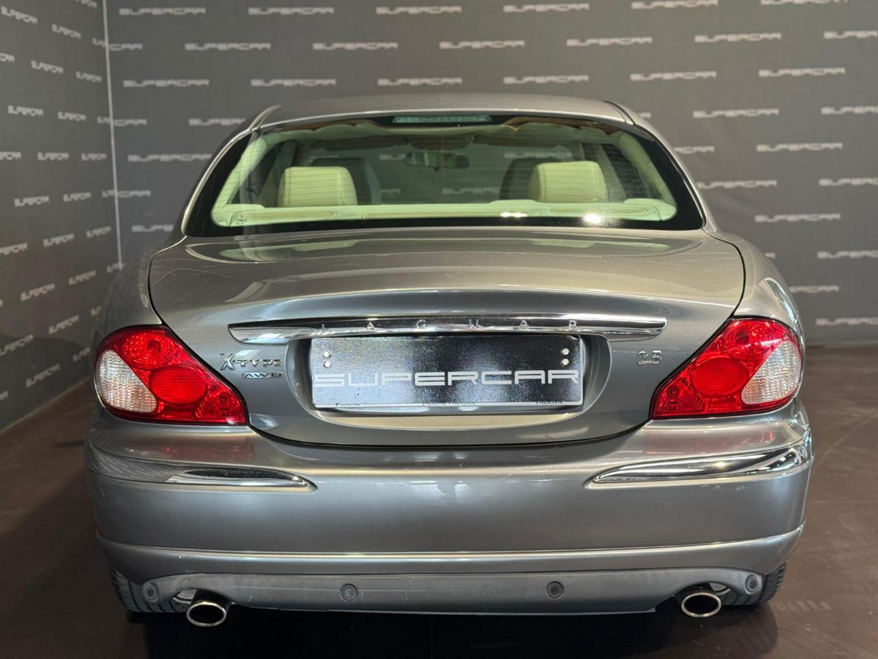 JAGUAR X-Type 2.5 V6 24V cat Executive - 4