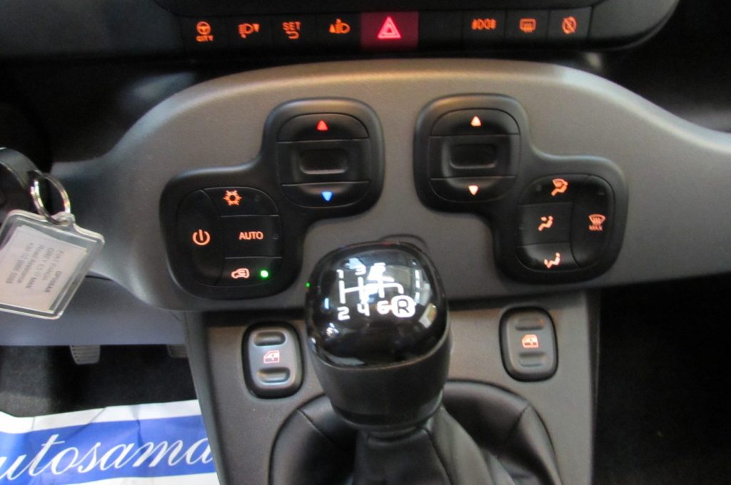 FIAT Panda 1.0 FireFly S&S Hybrid City Life - 11