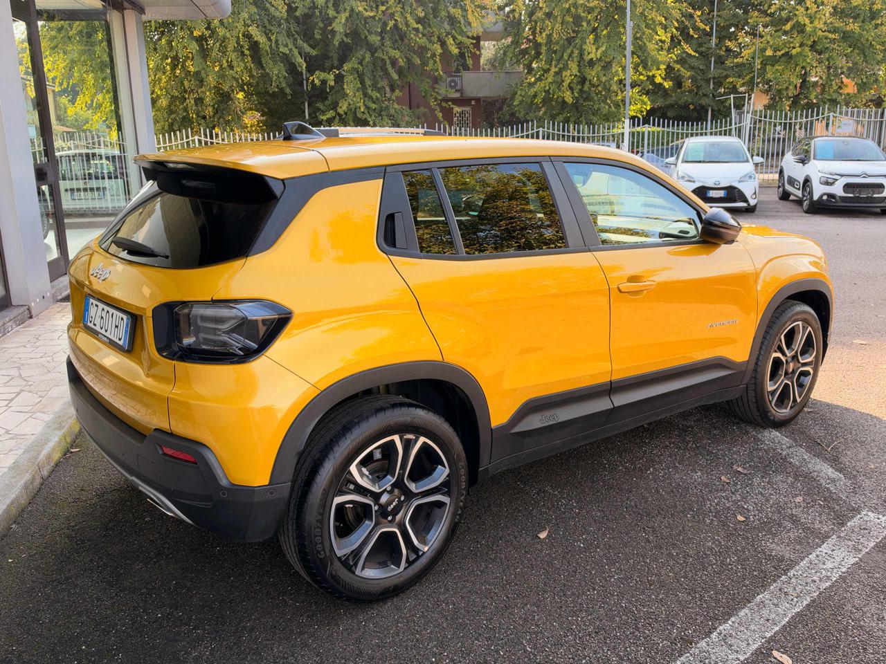 JEEP Avenger 1.2 Turbo 100 CV Summit - 4