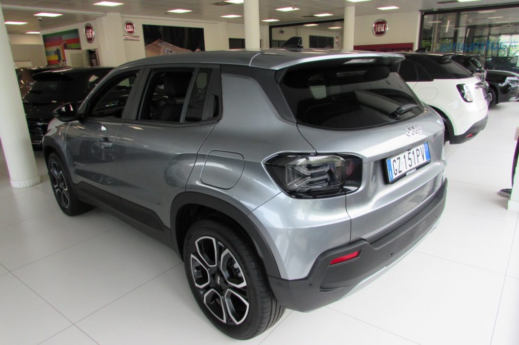 JEEP Avenger 1.2 Turbo 100 CV Summit - 4