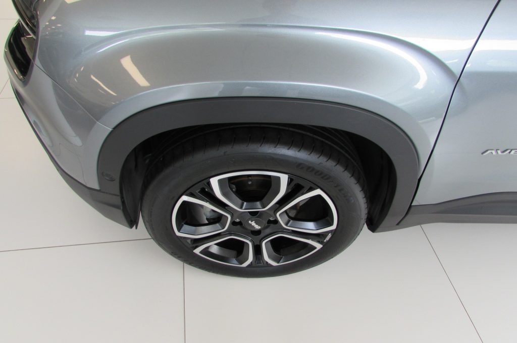 JEEP Avenger 1.2 Turbo 100 CV Summit - 5