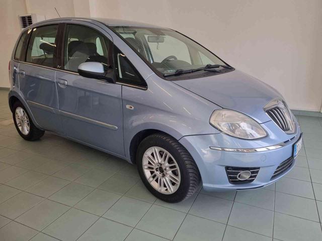 LANCIA MUSA Azzurro metallizzato