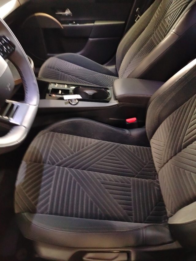 LANCIA Ypsilon — foto 17 di 32