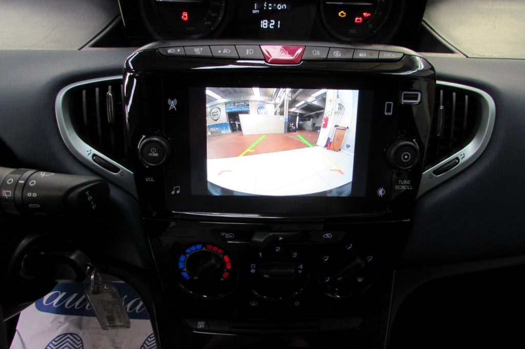 LANCIA Ypsilon 1.0 FireFly 5 porte S&S Hybrid Platino - 10