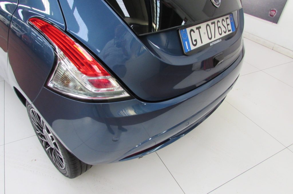 LANCIA Ypsilon 1.0 FireFly 5 porte S&S Hybrid Platino - 15