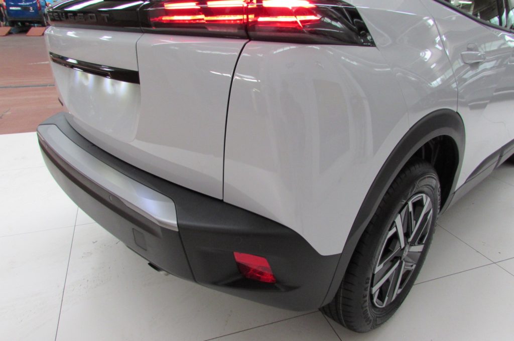 PEUGEOT 2008 Turbo benzina 100cv Style KM ZERO - 16