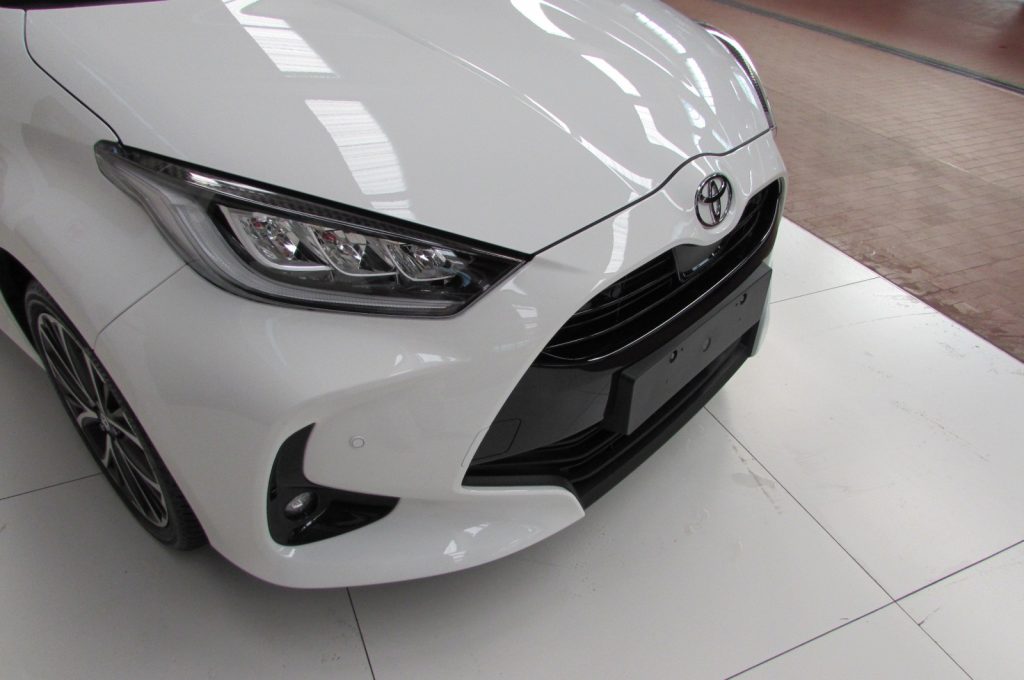 TOYOTA Yaris 1.5 Hybrid 5 porte ICON KM ZERO - 18