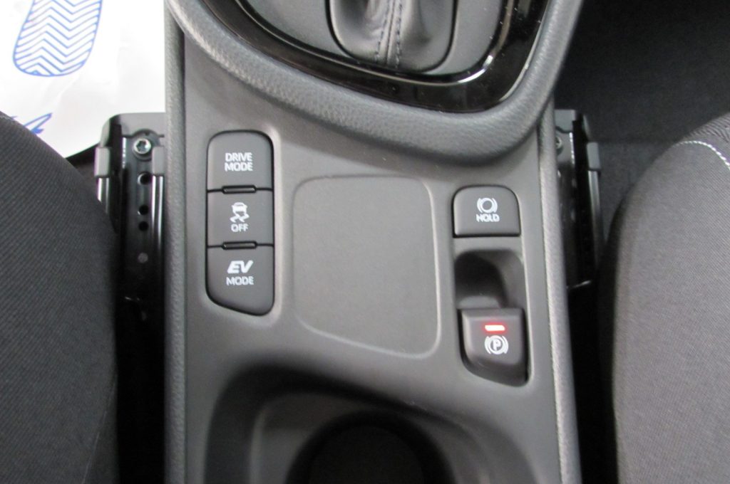TOYOTA Yaris 1.5 Hybrid 5 porte ICON KM ZERO - 11