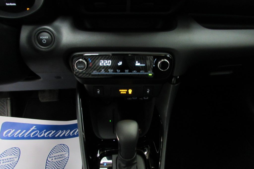 TOYOTA Yaris 1.5 Hybrid 5 porte ICON KM ZERO - 10