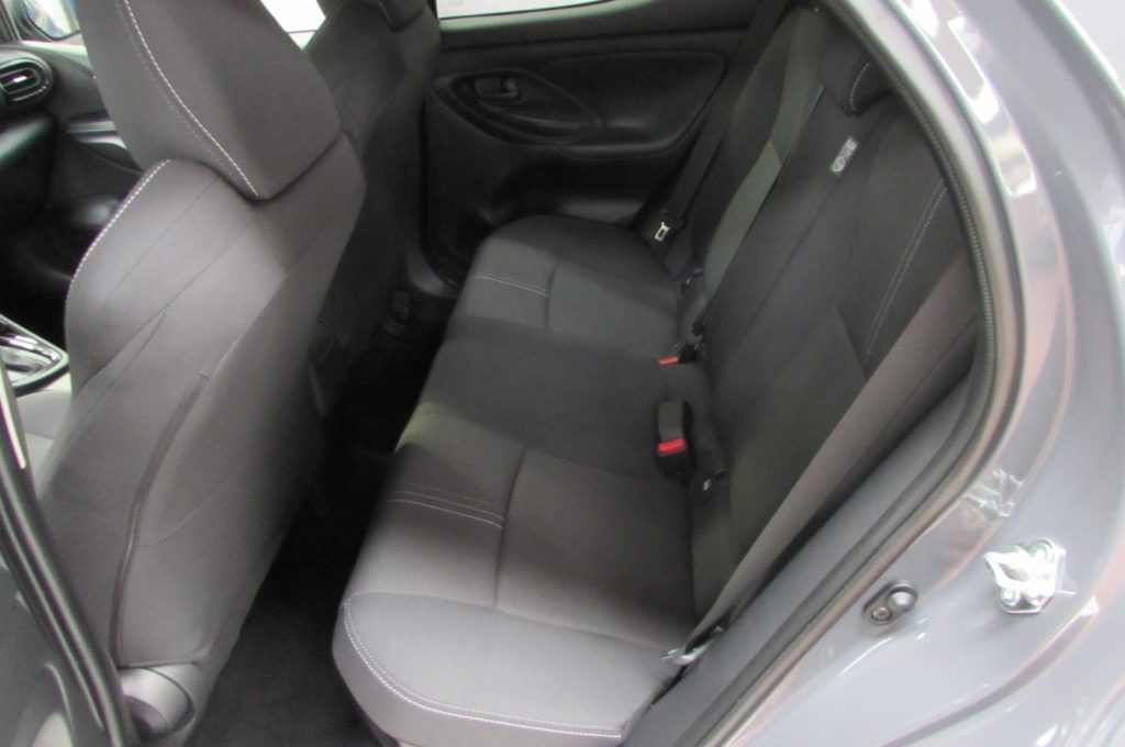 TOYOTA Yaris 1.5 Hybrid 5 porte ICON KM ZERO - 15