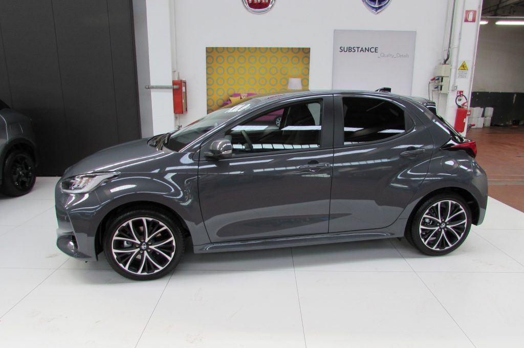TOYOTA Yaris 1.5 Hybrid 5 porte ICON KM ZERO - 5