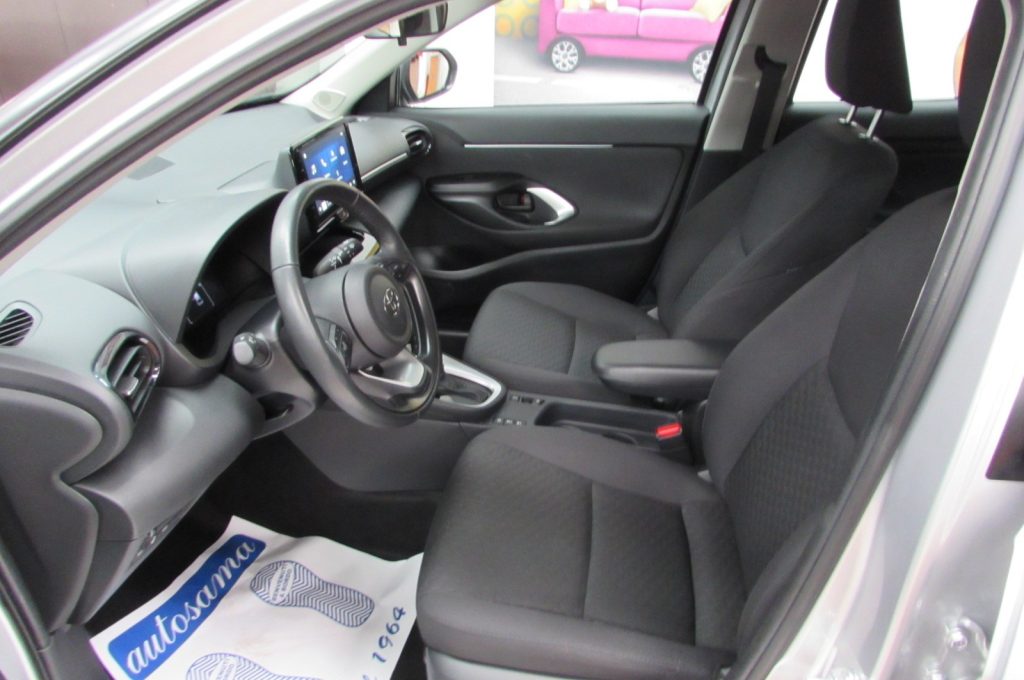 TOYOTA Yaris Cross 1.5 Hybrid 5p. E-CVT Active - 7