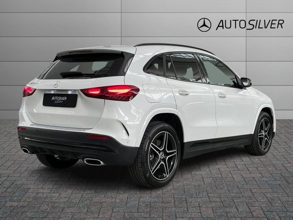 MERCEDES-BENZ GLA 250 e EQ AMG Line Advanced Plus auto - 2
