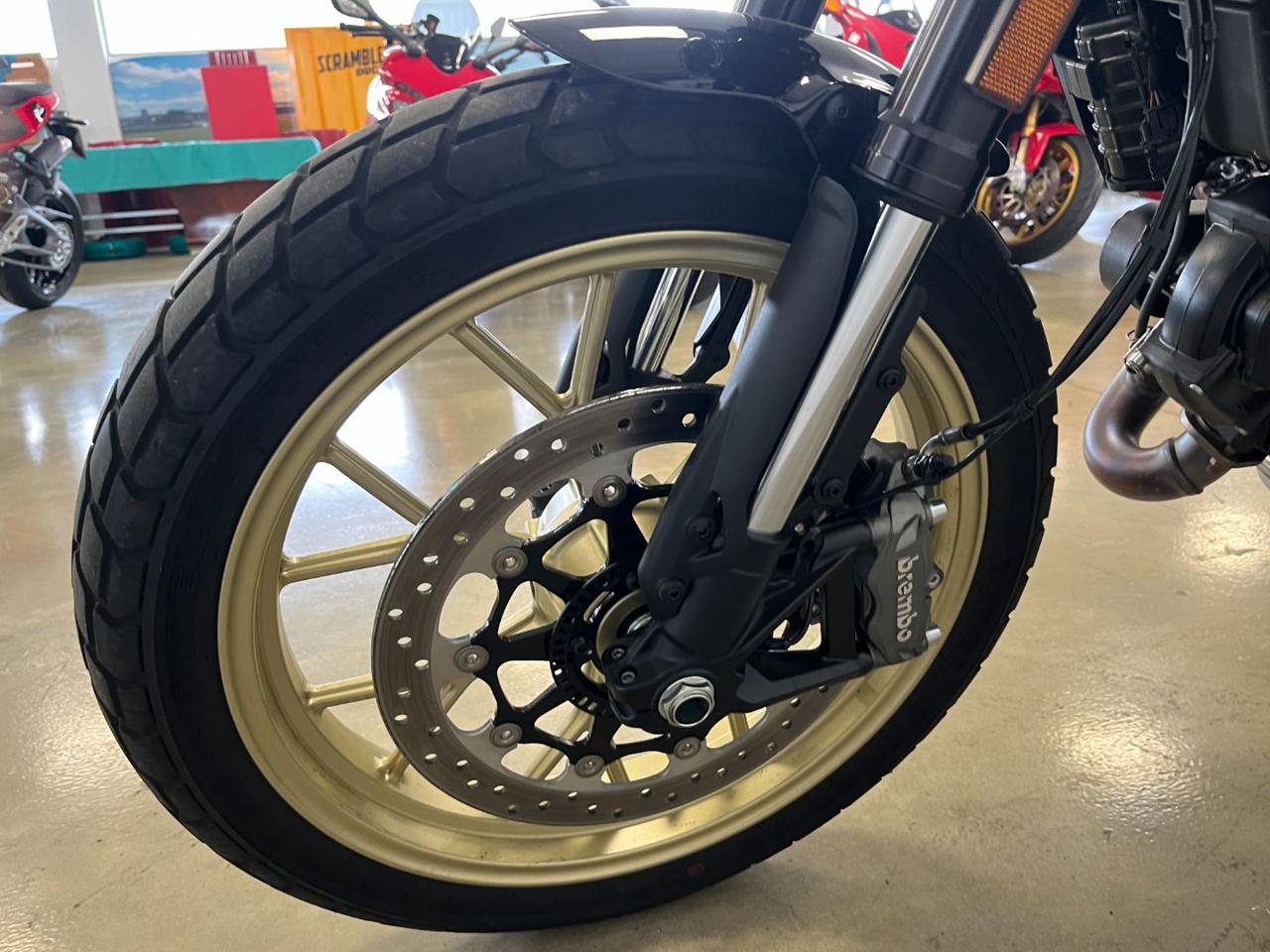 DUCATI Scrambler 800 FULL THROTTLE - 3