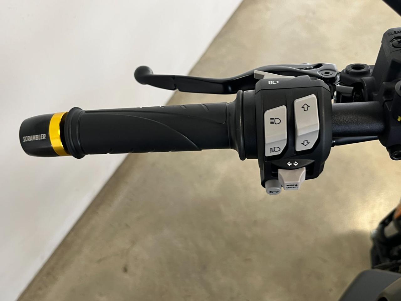 DUCATI Scrambler 800 FULL THROTTLE - 11