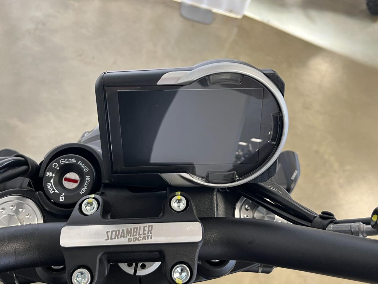 DUCATI Scrambler 800 FULL THROTTLE - 12