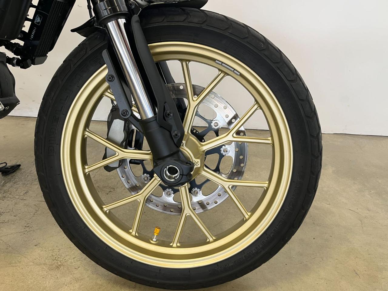 DUCATI Scrambler 800 FULL THROTTLE - 4