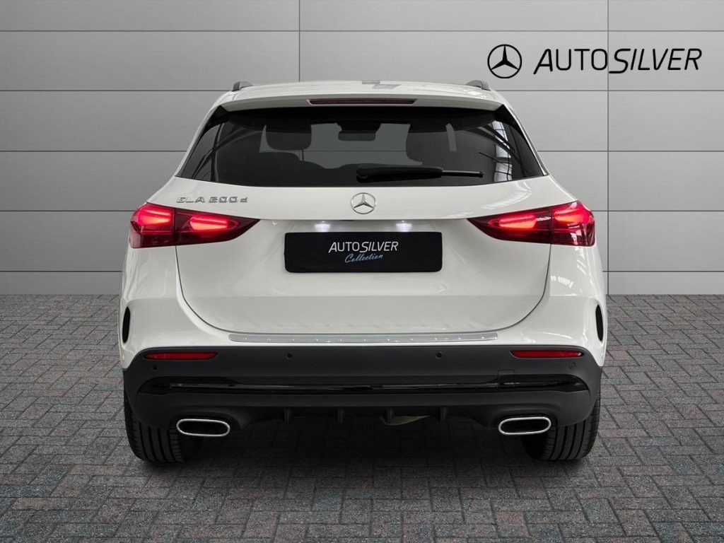 MERCEDES-BENZ GLA 200 d Automatic AMG Line Advanced Plus - 4