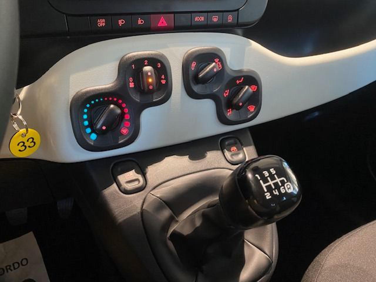 FIAT Panda Cross 1.0 FireFly S&S Hybrid - 11