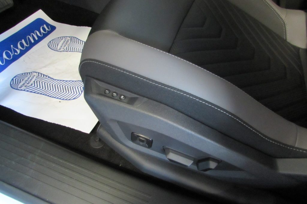 JEEP Compass 1.2 Turbo 48V e-Hybrid Summit - 14