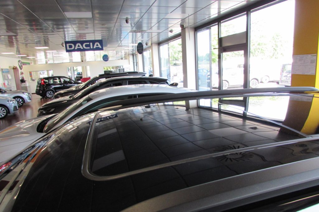 JEEP Compass 1.2 Turbo 48V e-Hybrid Summit - 15