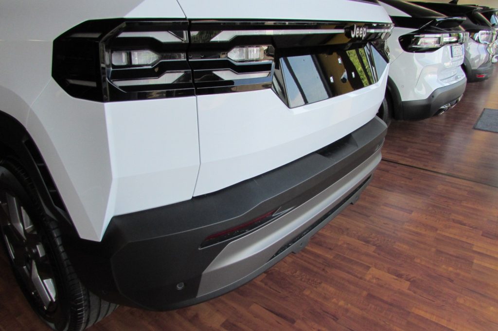 JEEP Compass 1.2 Turbo 48V e-Hybrid Summit - 17