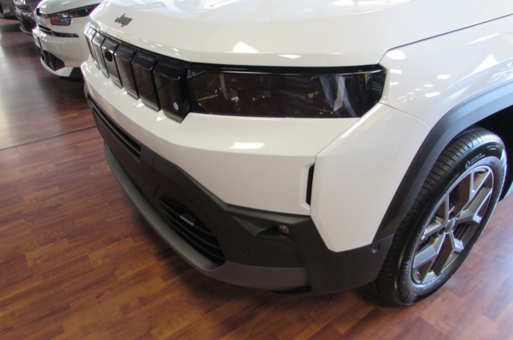 JEEP Compass 1.2 Turbo 48V e-Hybrid Summit - 18