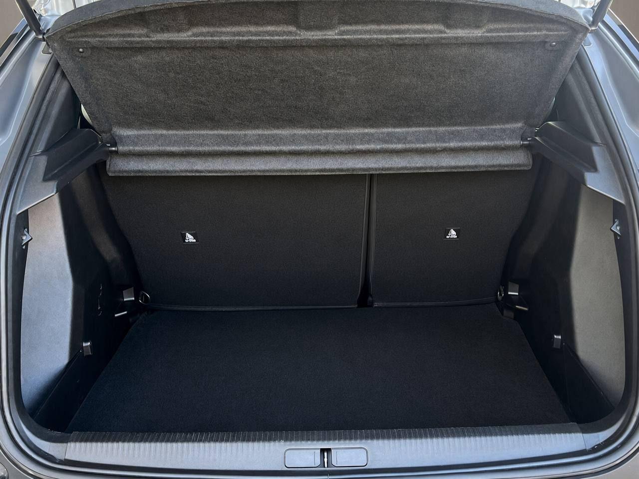 PEUGEOT 2008 Hybrid 145 e-DCS6 Allure - 7