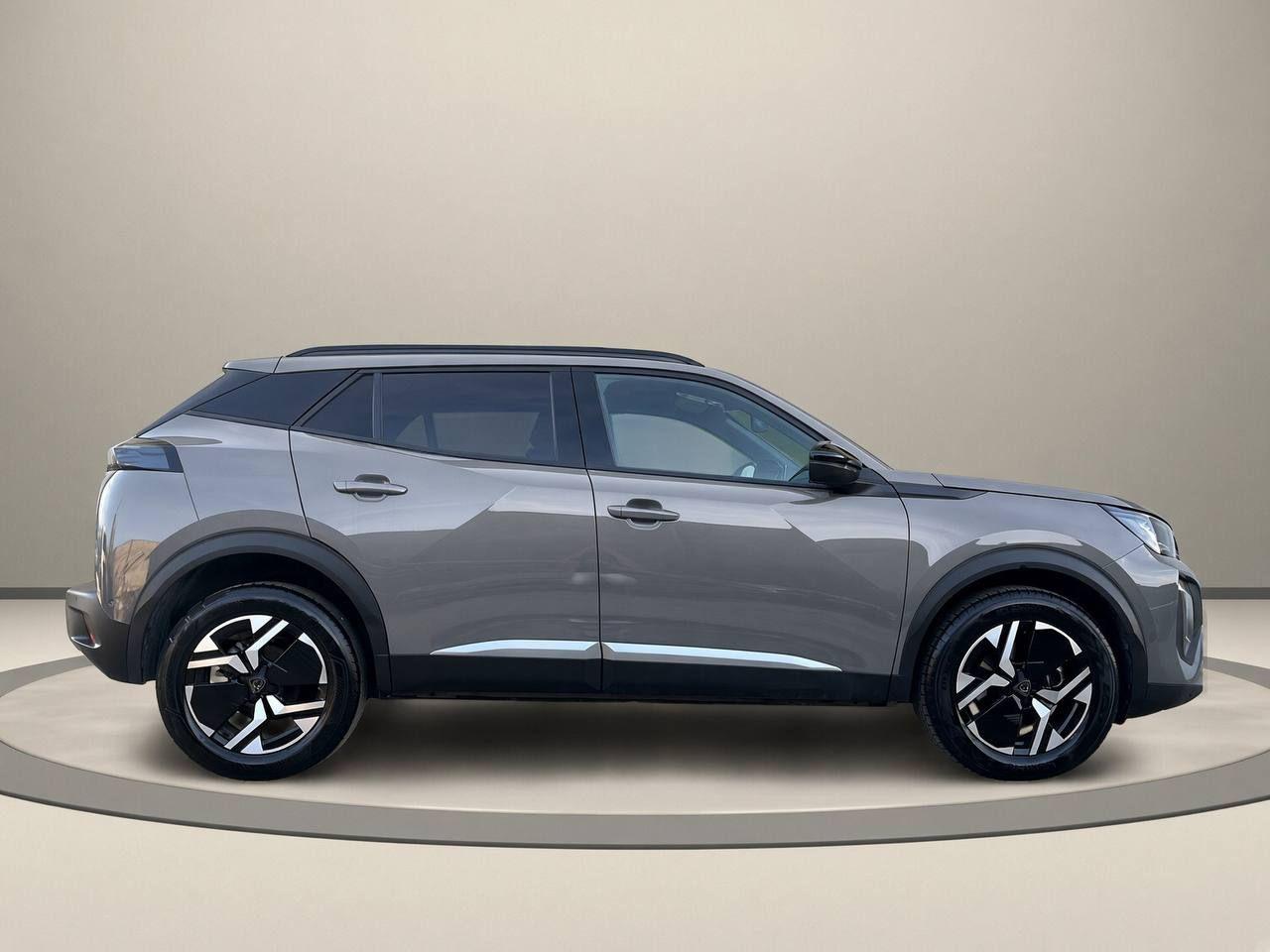 PEUGEOT 2008 Hybrid 145 e-DCS6 Allure - 4
