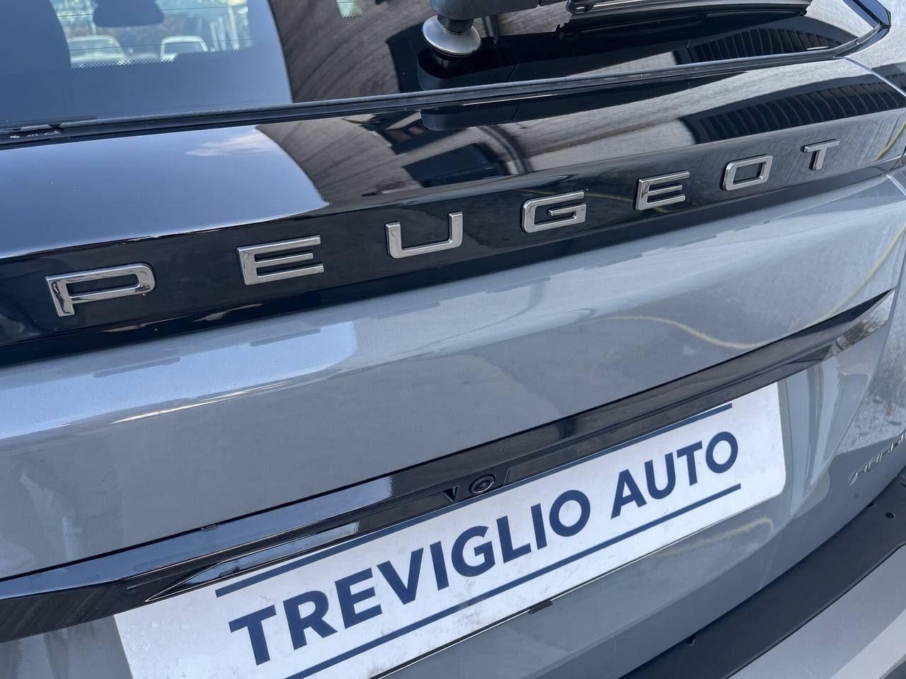 PEUGEOT 2008 Hybrid 145 e-DCS6 Allure - 38