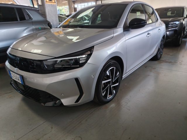 OPEL Corsa — foto 6 di 27