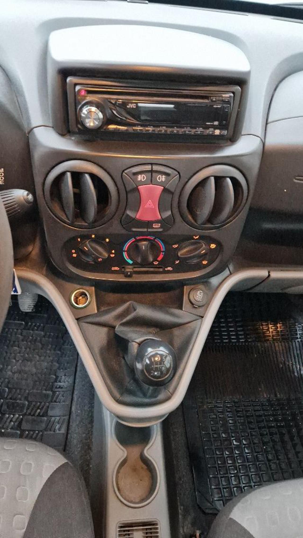FIAT Doblo Doblò 1.9 MJT 120 CV TRASPORTO DISABILI TETTO ALTO - 8