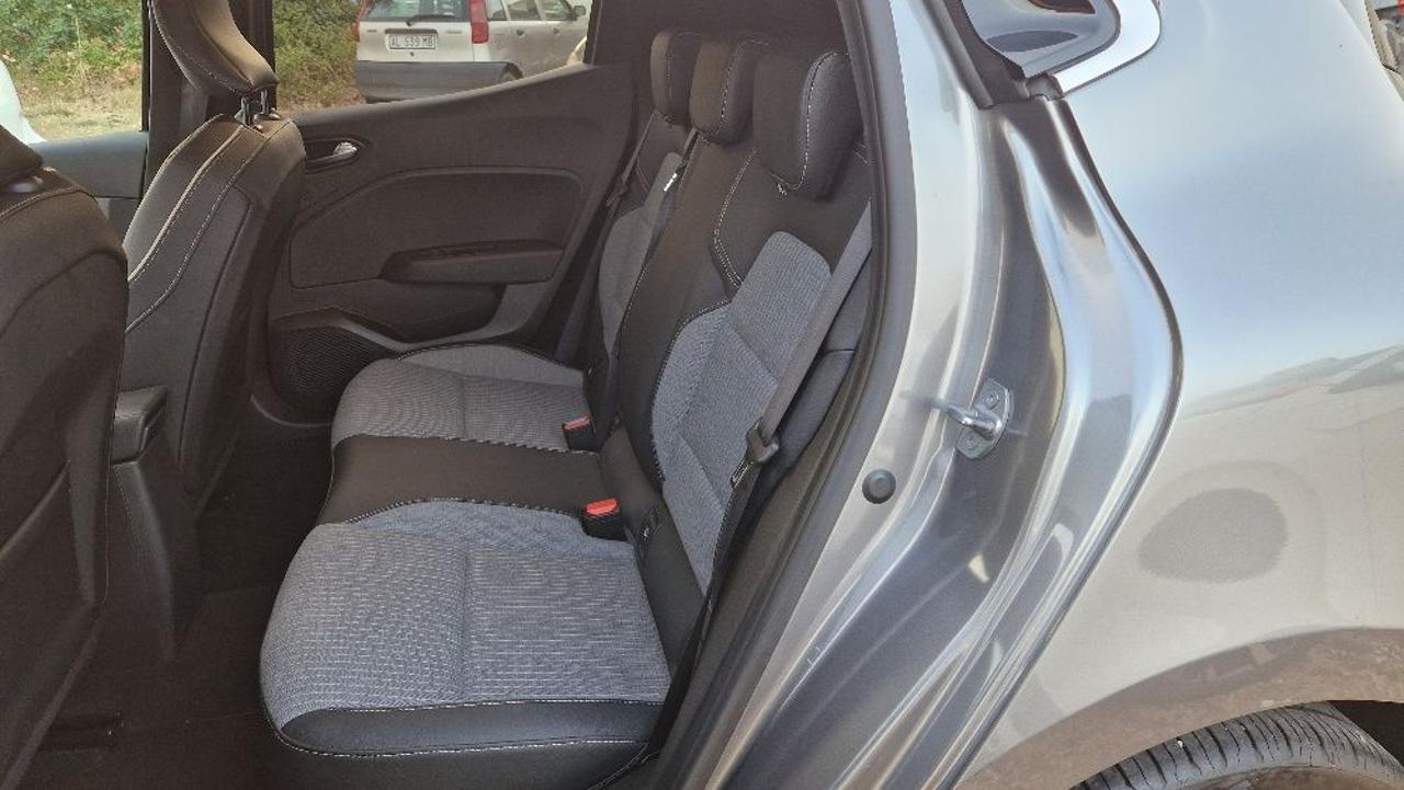 RENAULT Clio ECO-G 100 CV 5 porte Techno - 12