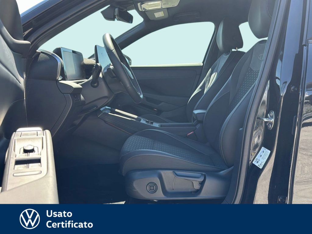 VOLKSWAGEN T-Roc 1.5 etsi r-line 150cv dsg - 8