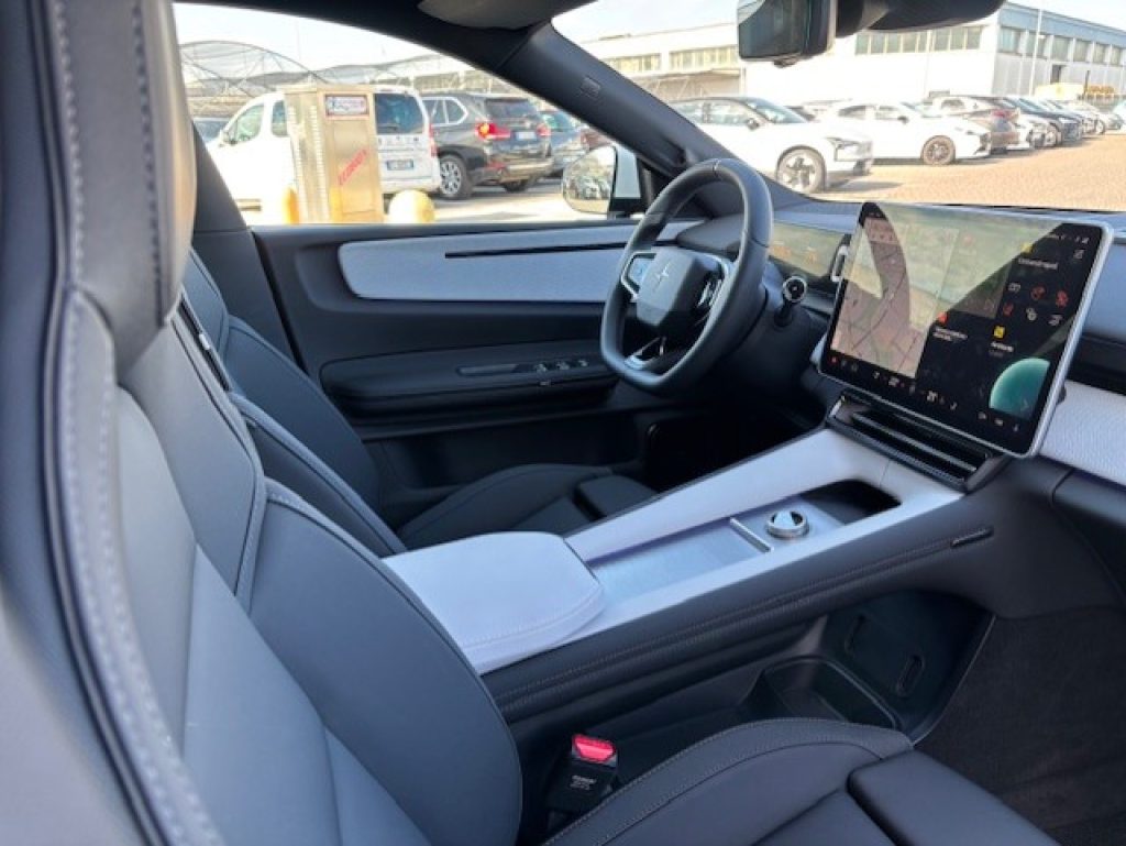 POLESTAR Polestar 4 Long Range Single Motor Prime - Grid Foto 11